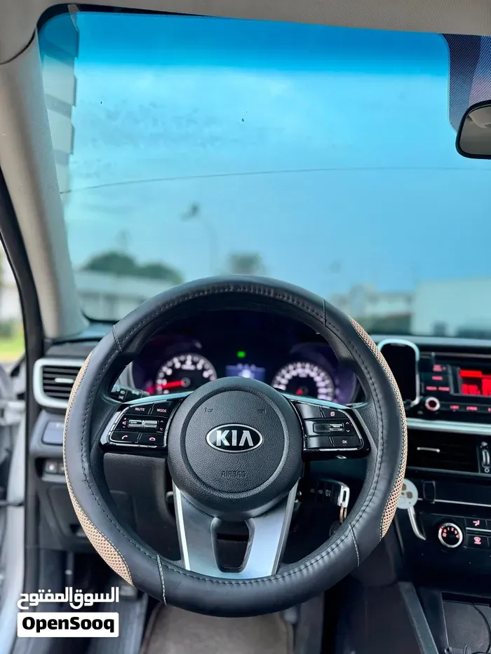 Kia Cadenza 2020 photo 4