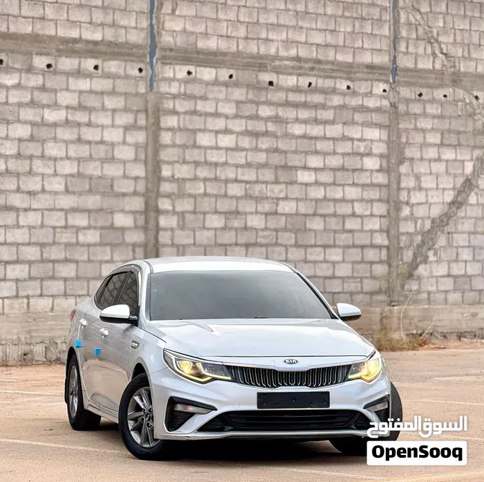 Kia Cadenza