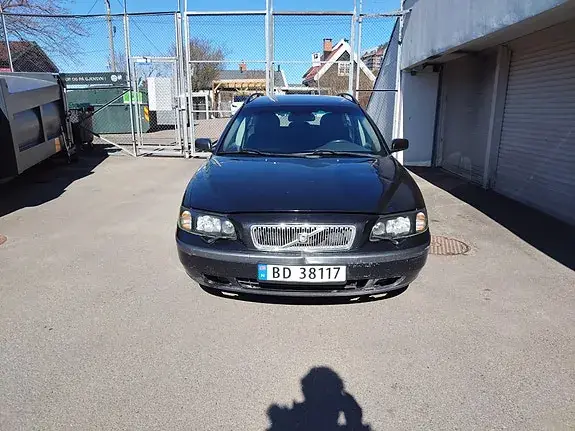 Volvo V70 2004 photo 2