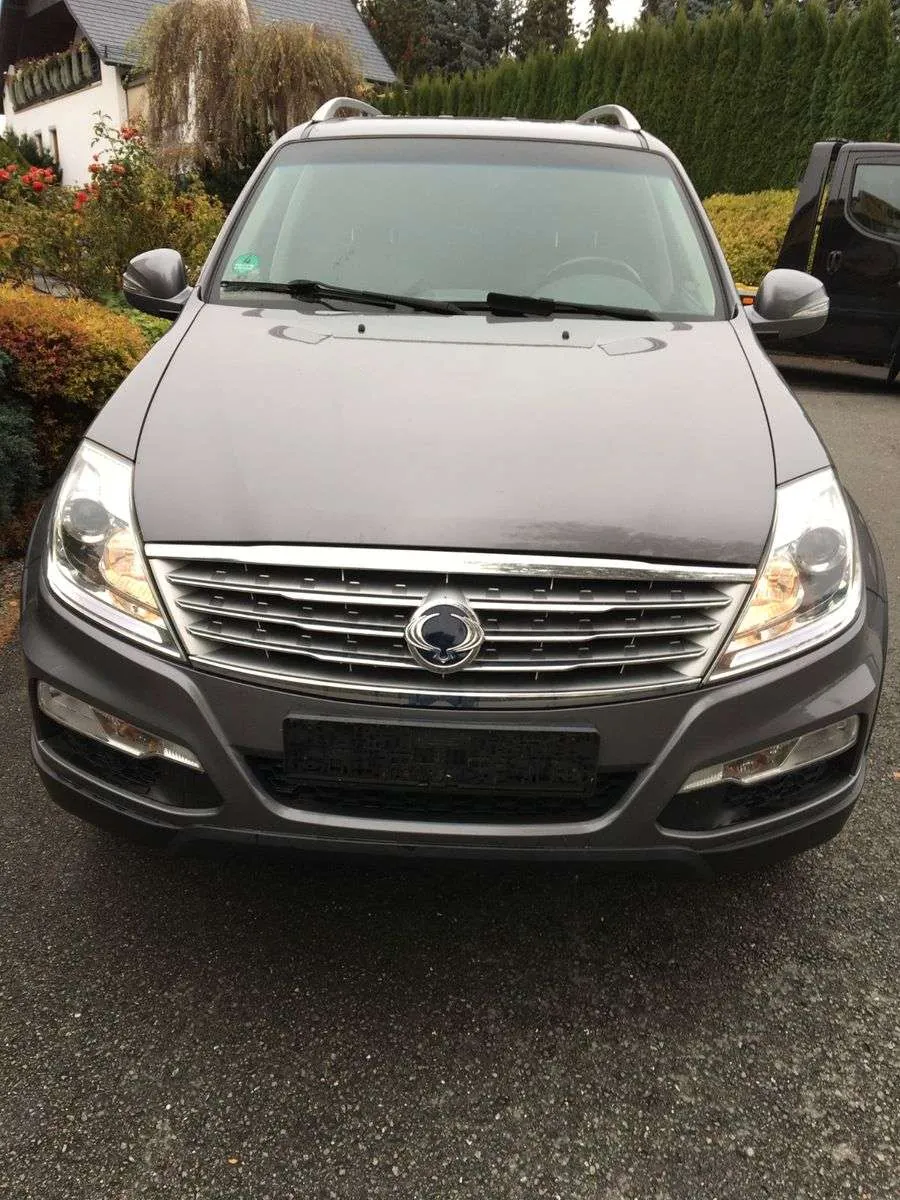 KG Mobility Rexton 2015 photo 3