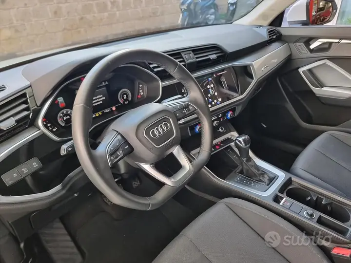 Audi Q3 2022 photo 5