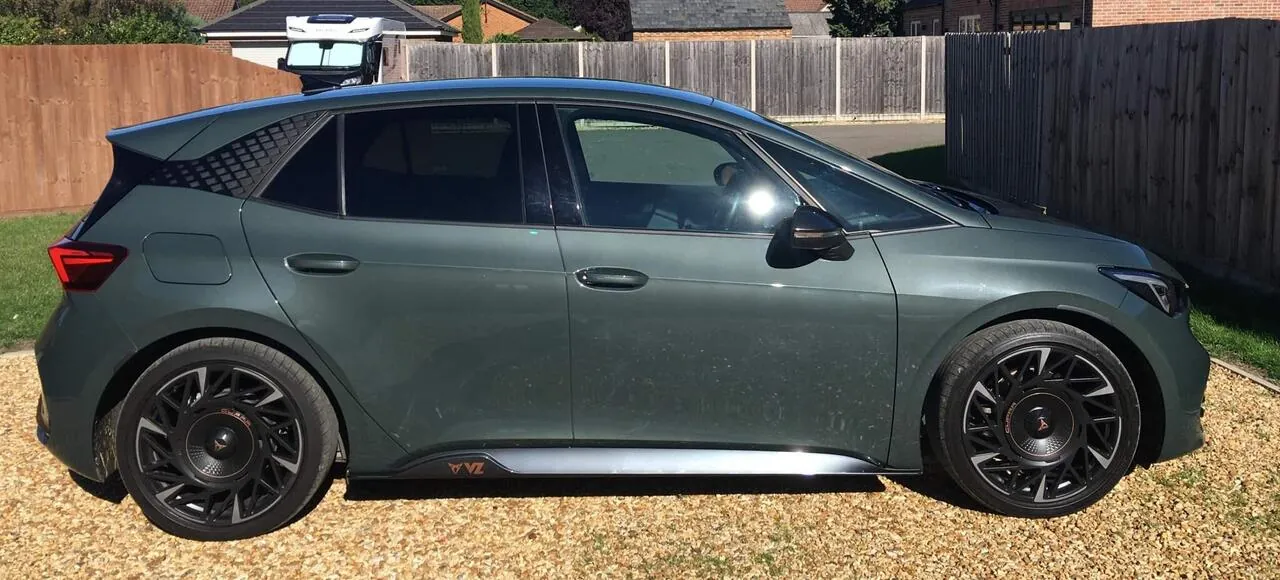 Cupra Born photo 3