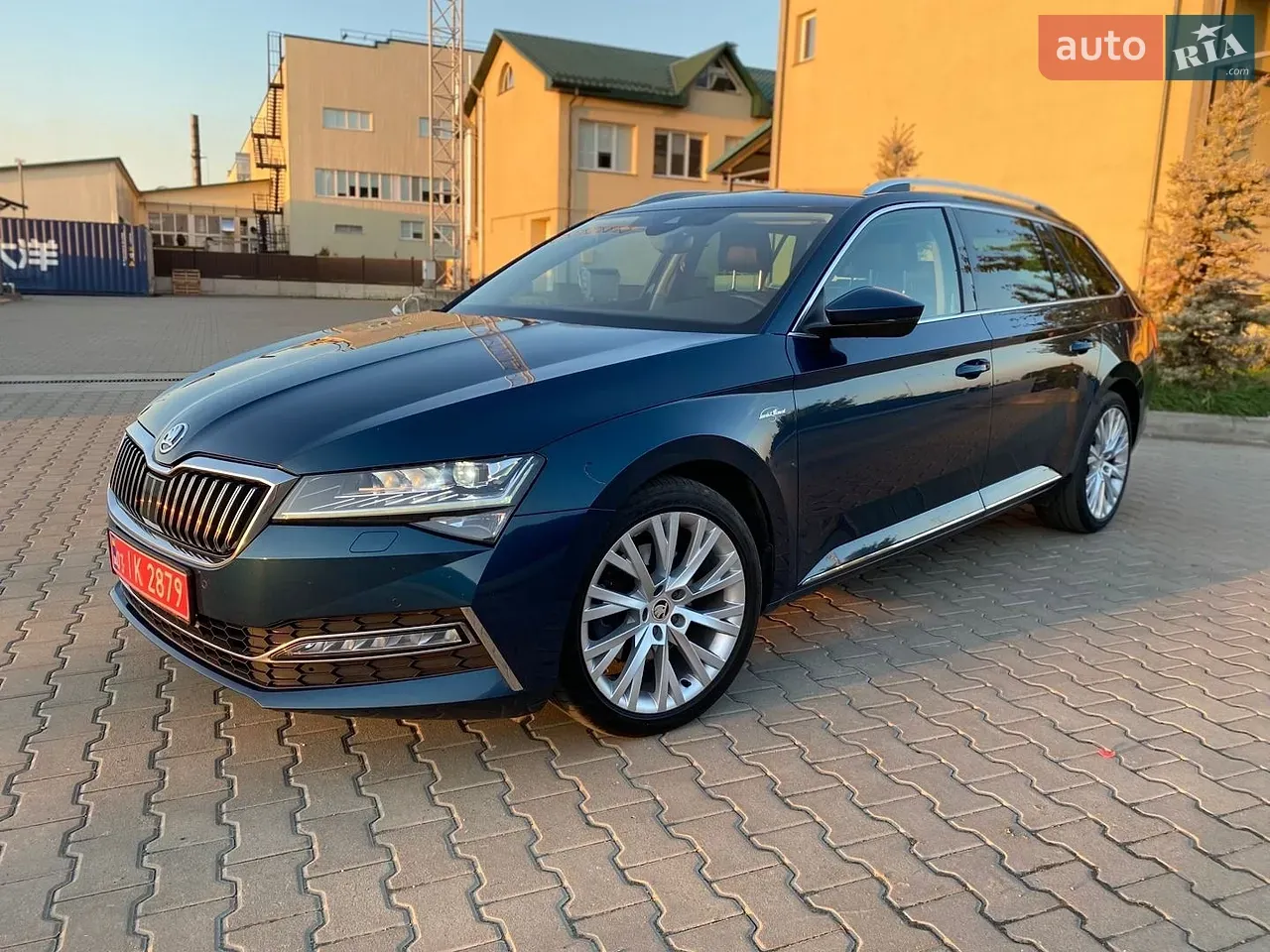 Skoda Superb 2019 photo 2
