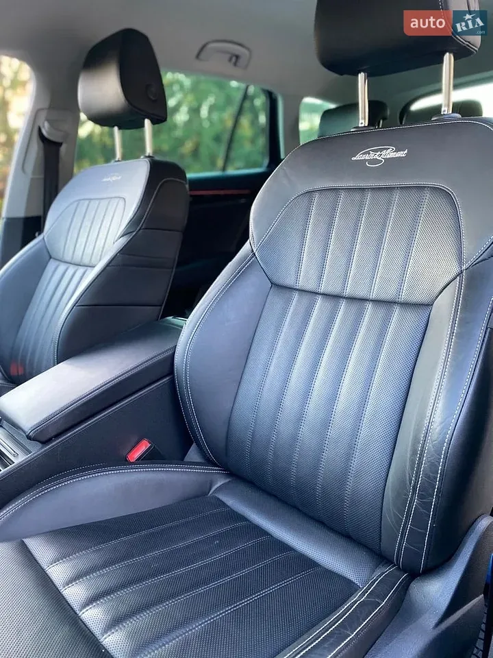 Skoda Superb 2019 photo 5