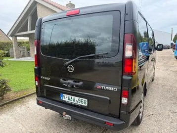 Opel Vivaro 2015 photo 3