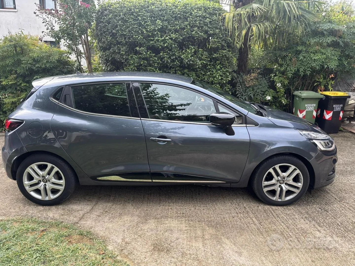 Renault Clio 2019 photo 2