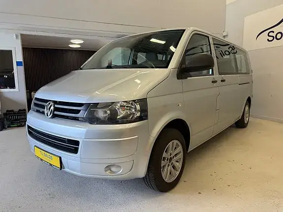 Volkswagen Caravelle 2010 photo 4