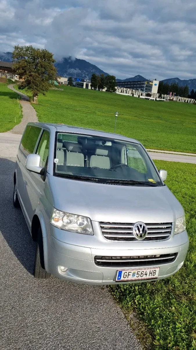 Volkswagen T5 2007 photo 2