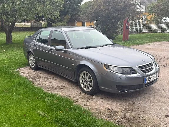 Saab 9-5 2008 photo 2