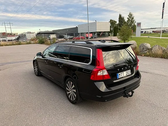 Volvo V70 2013 photo 5