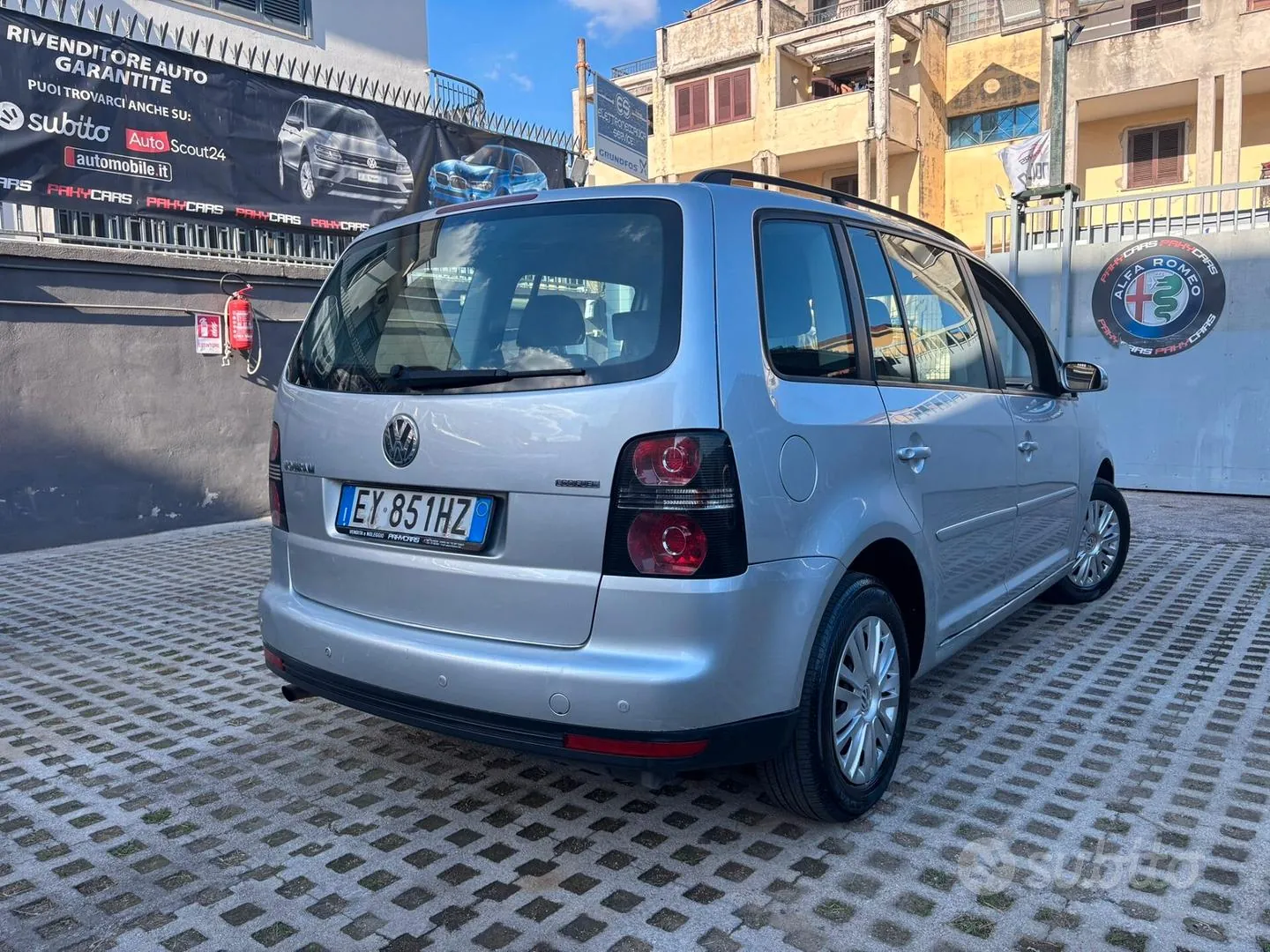 Volkswagen Touran 2007 photo 3