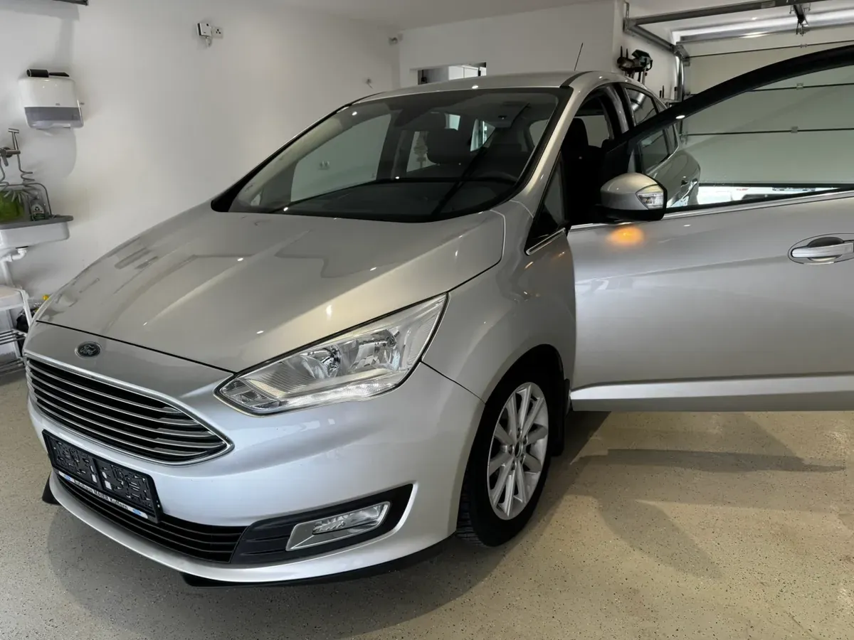 Ford C-Max 2016 photo 2