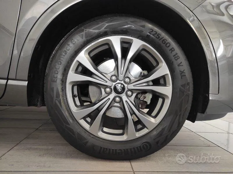 Ford Kuga 2022 photo 4