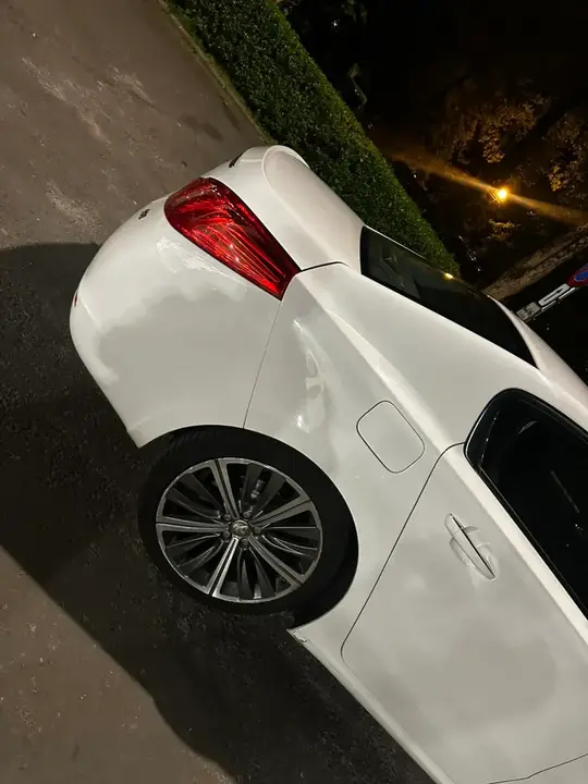 Peugeot 508 2011 photo 3