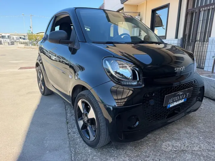 Smart Fortwo 2022 photo 3