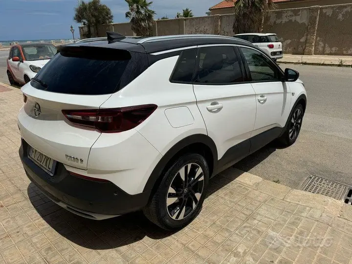Opel Grandland X 2019 photo 3