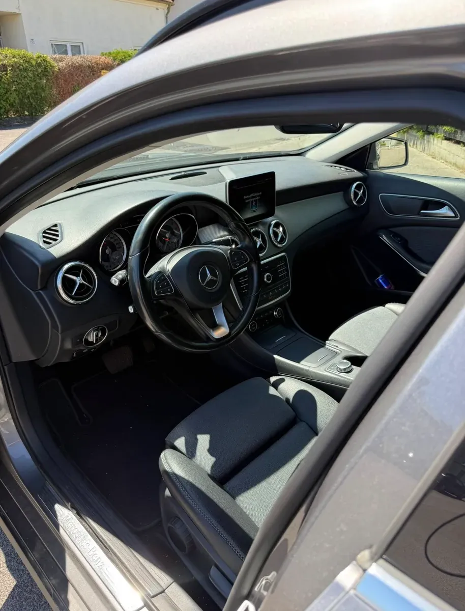 Mercedes-Benz Gla 2016 photo 3