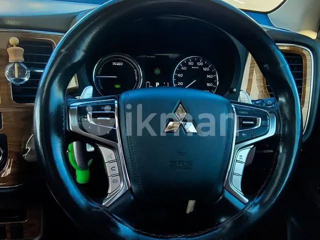 Mitsubishi Outlander 2015 photo 5