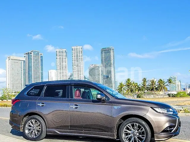 Mitsubishi Outlander 2015 photo 3