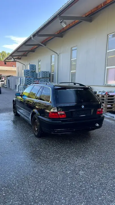 BMW 3 Series 2003 photo 2