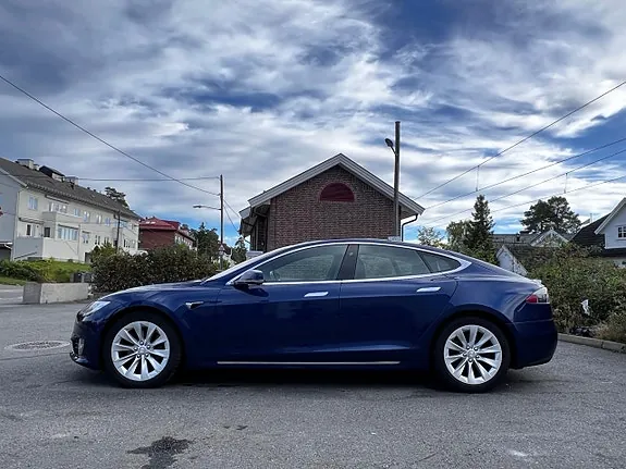 Tesla Model S 2018 photo 2