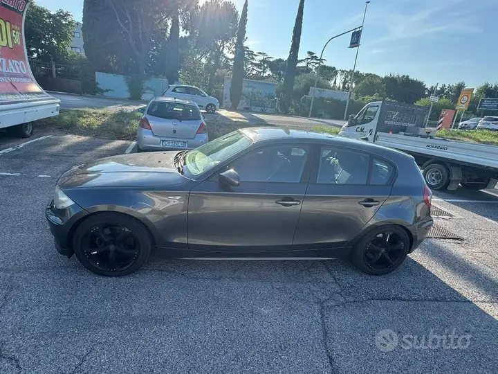 BMW 1 Series 2005 photo 4
