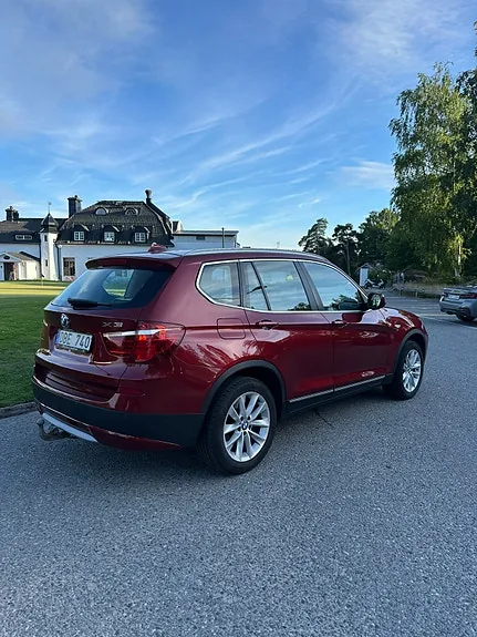 BMW X3 2013 photo 2