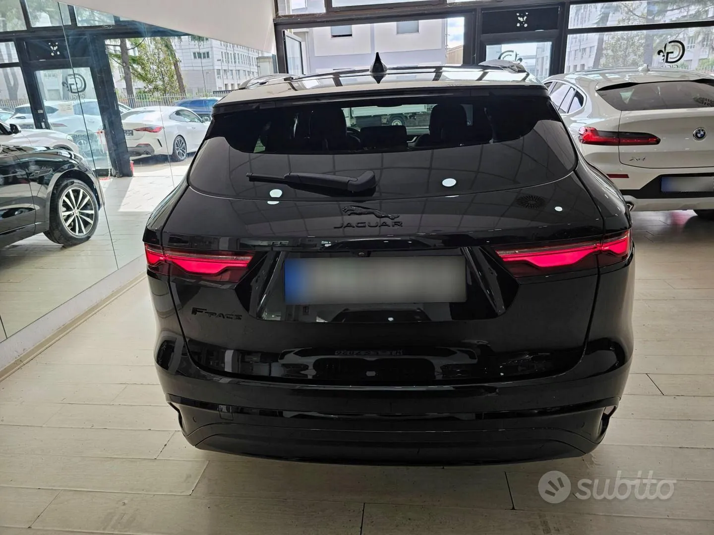 Jaguar F-Pace 2023 photo 5