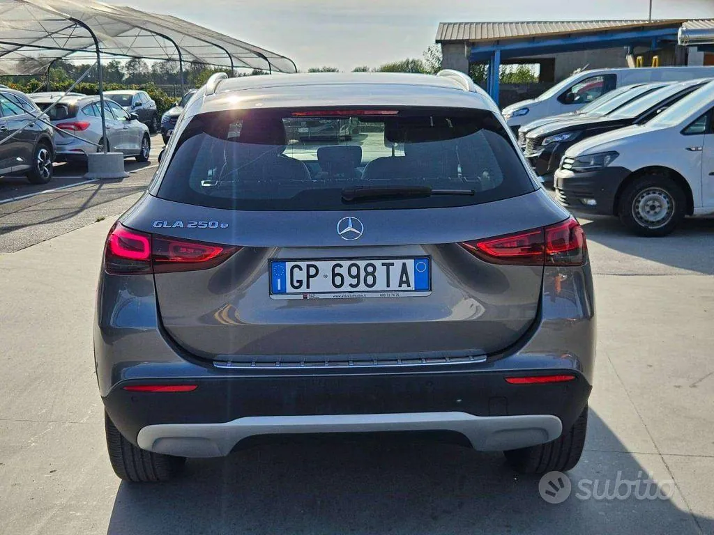 Mercedes-Benz Gla 2023 photo 5