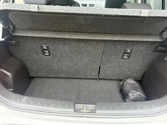 Suzuki Swift 2015 photo 4