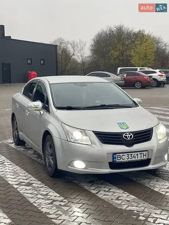 Toyota Avensis 2009 photo 4