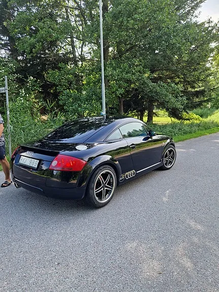 Audi Tt 2000 photo 2