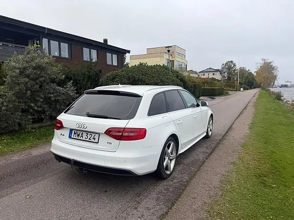 Audi A4 2015 photo 3