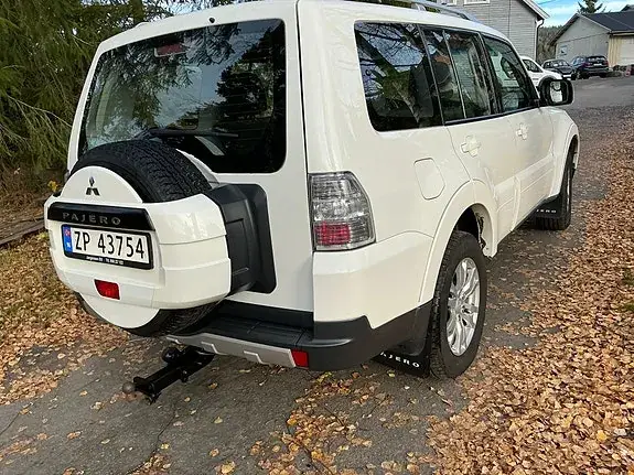 Mitsubishi Pajero 2009 photo 3