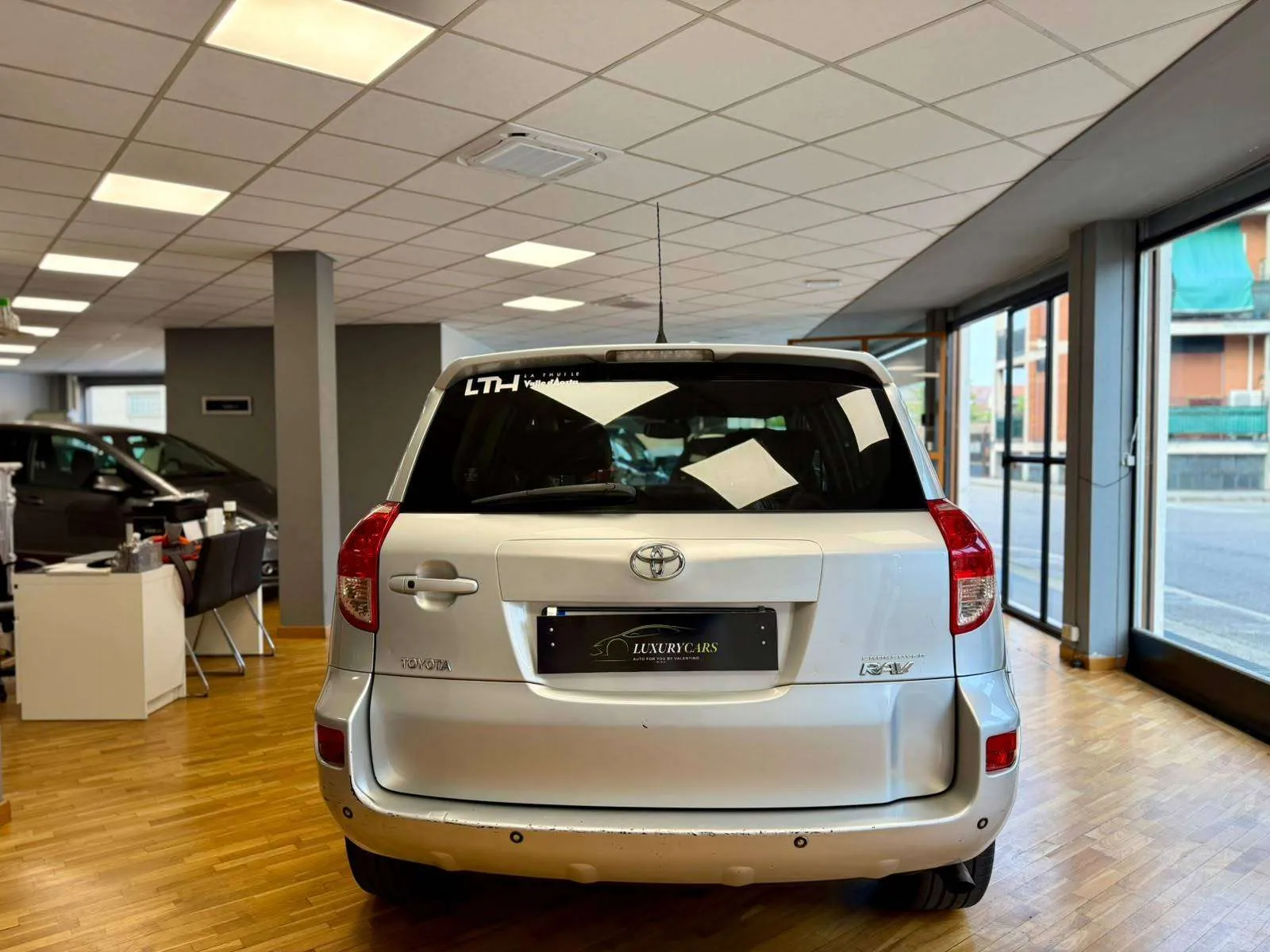 Toyota Rav4 2009 photo 2