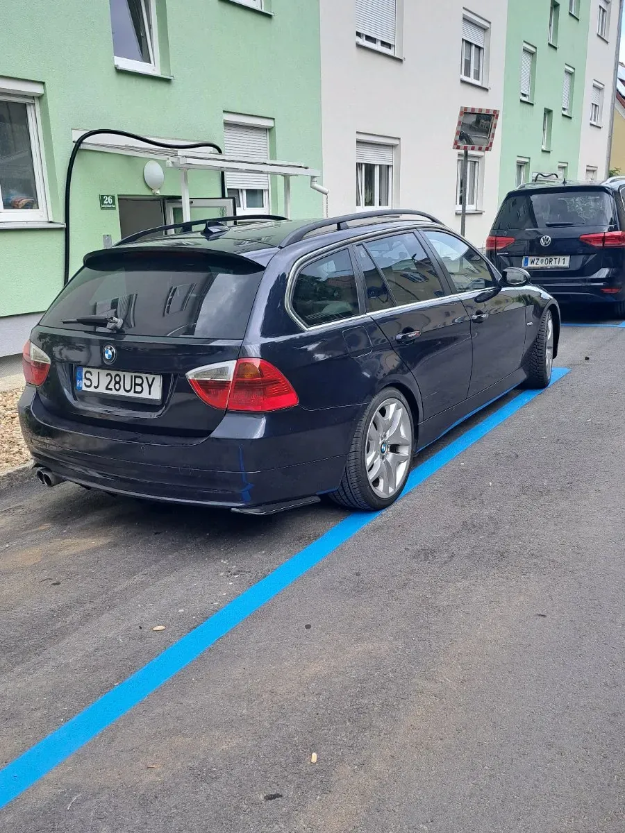 BMW 3 Series 2006 photo 2