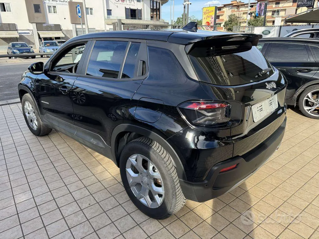 Jeep Avenger 2025 photo 4