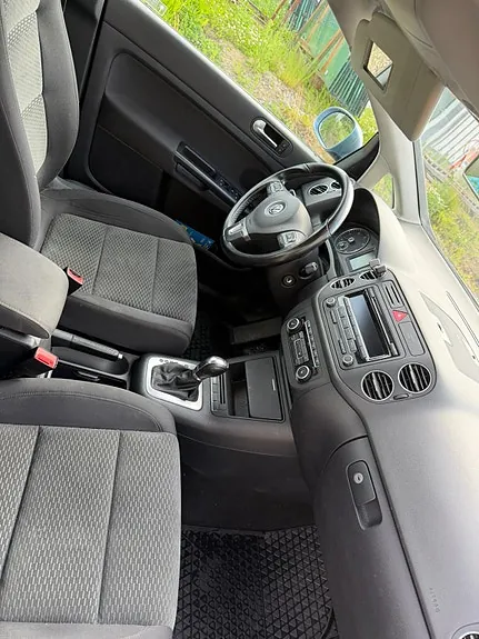 Volkswagen Golf Plus 2012 photo 2
