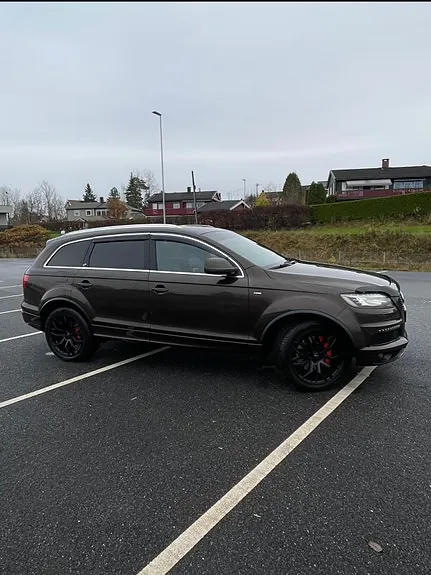 Audi Q7 2011 photo 3