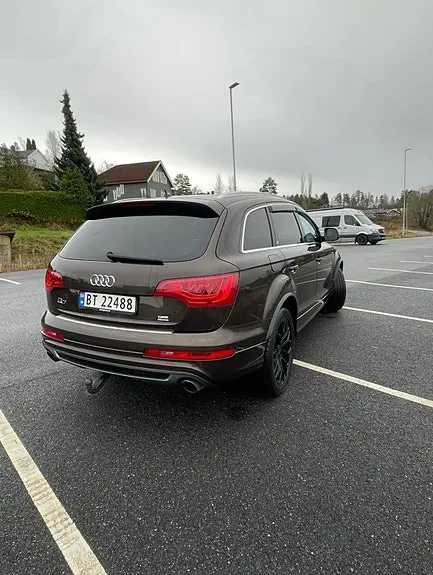 Audi Q7 2011 photo 4