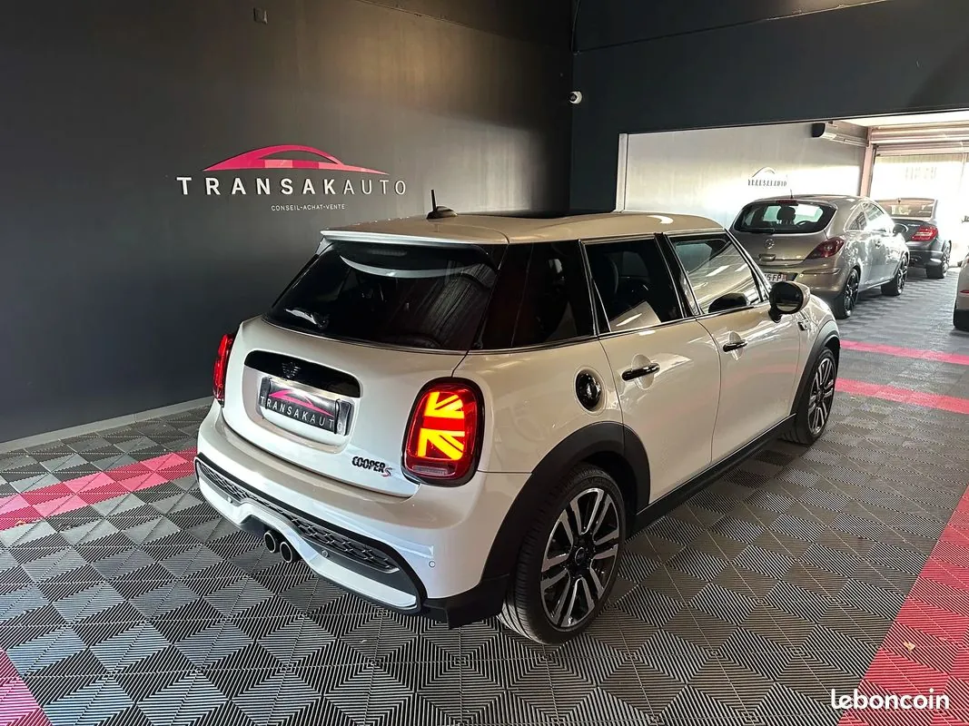 Mini Cooper 2024 photo 3