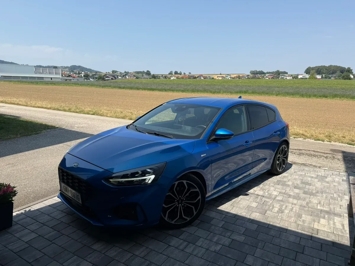Ford Focus 2019 photo 2