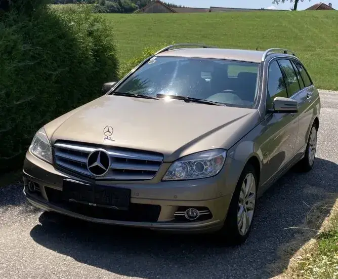 Mercedes-Benz C-Class 2010 photo 3