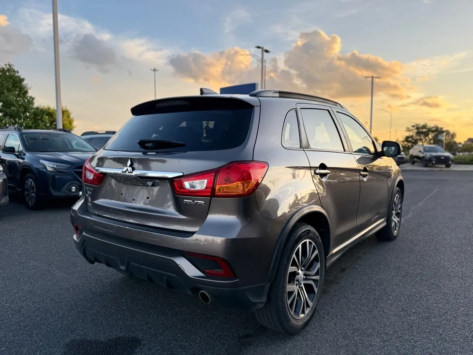 Mitsubishi Rvr 2018 photo 4