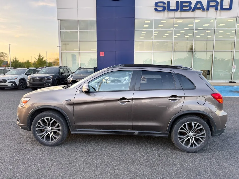 Mitsubishi Rvr 2018 photo 2