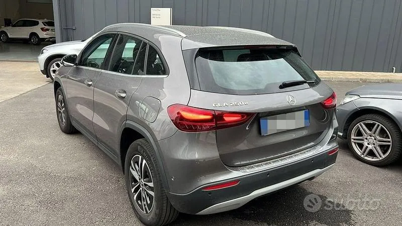Mercedes-Benz Gla 2024 photo 4