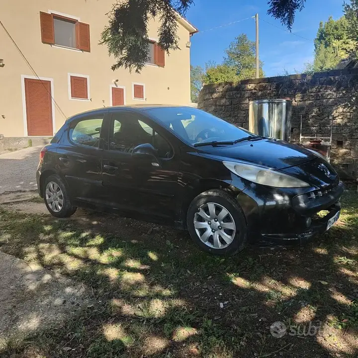 Peugeot 207 2007 photo 4