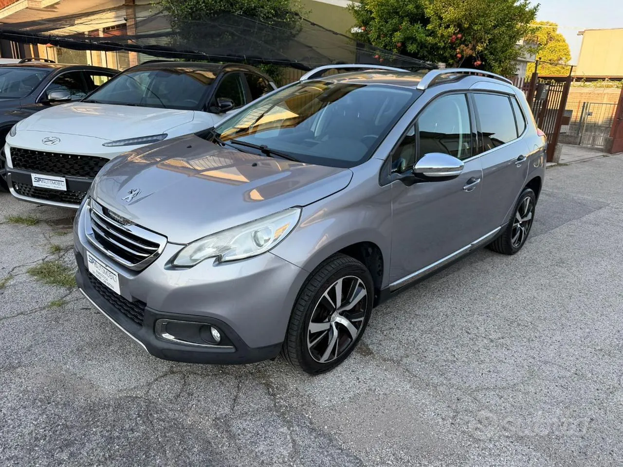 Peugeot 2008 2017 photo 2