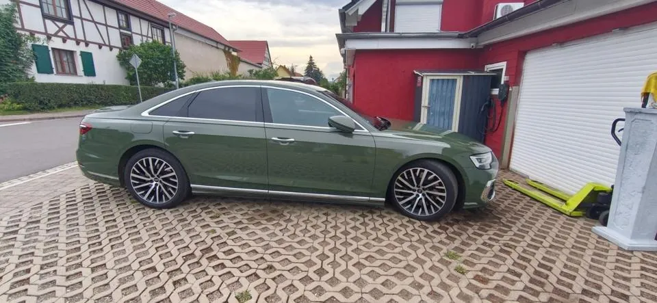 Audi A8