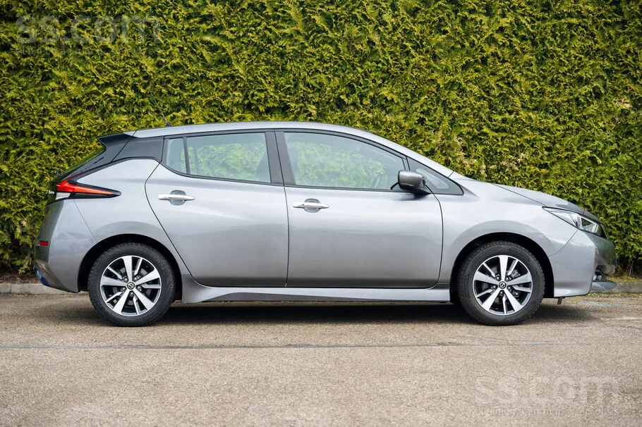 Nissan Leaf 2021 photo 4